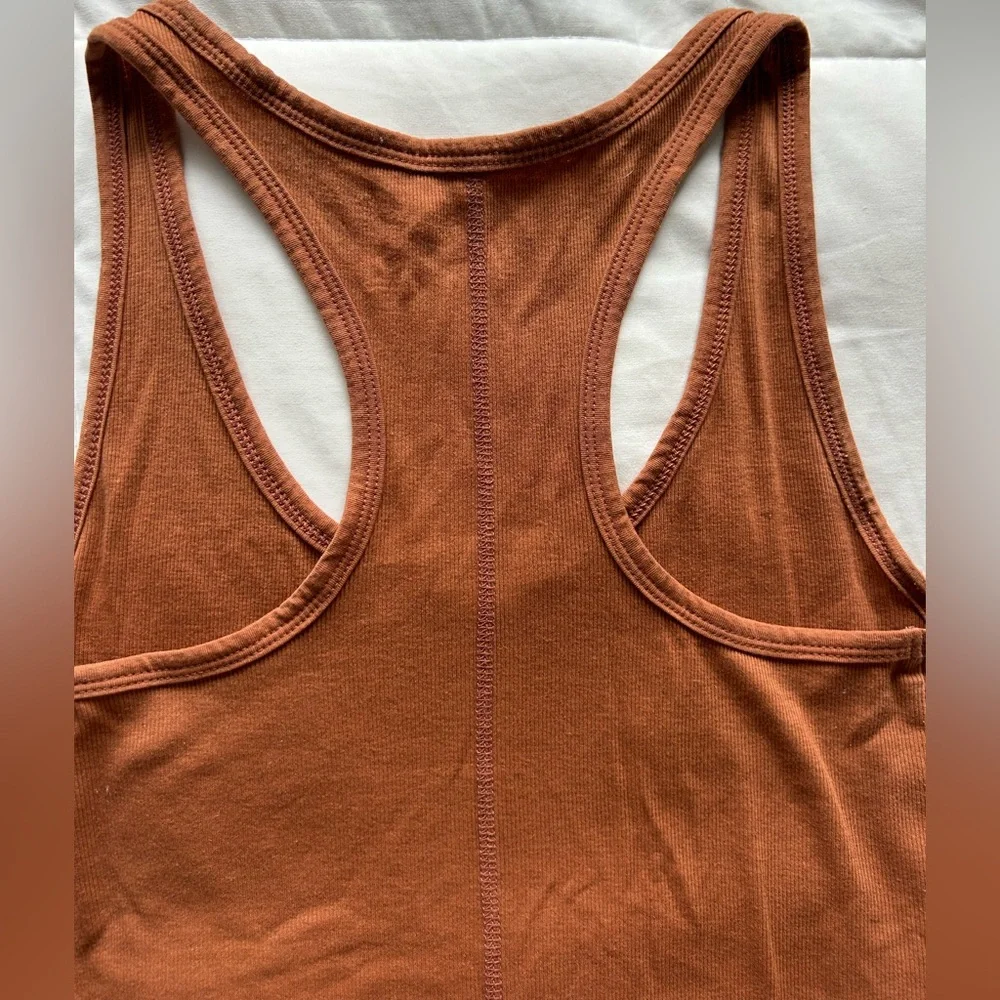 Universal Thread Rust Racerback Tank Top Women’s XS - Picture 4 of 4